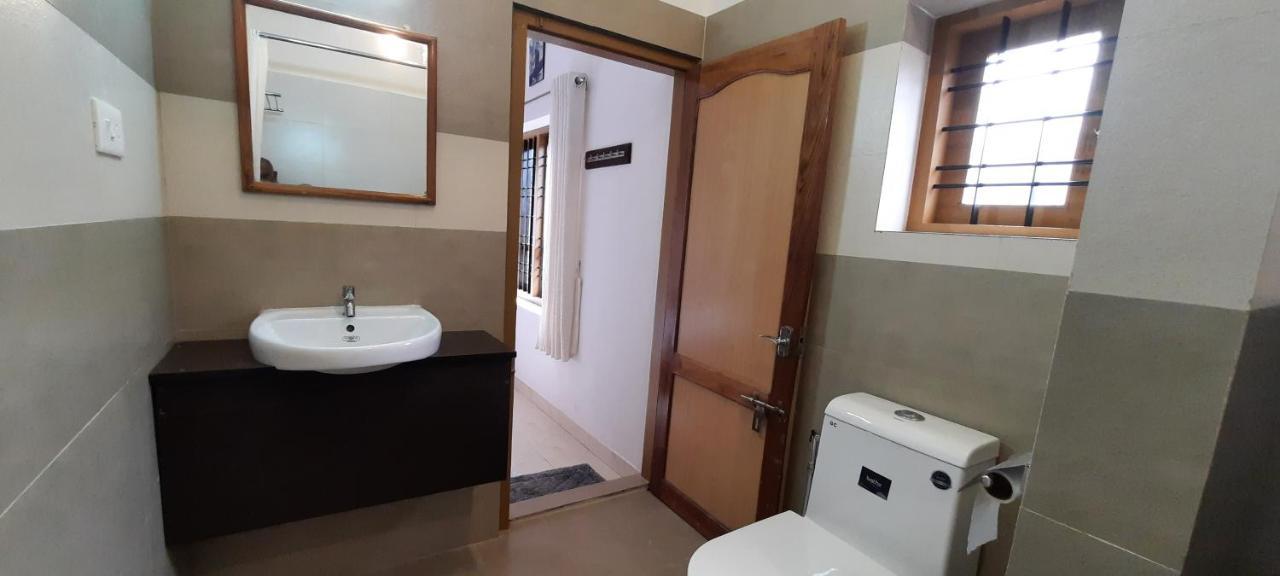 Oriole Homestay Текади Екстериор снимка