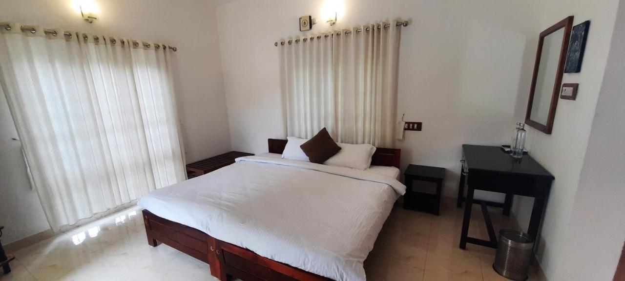 Oriole Homestay Текади Екстериор снимка