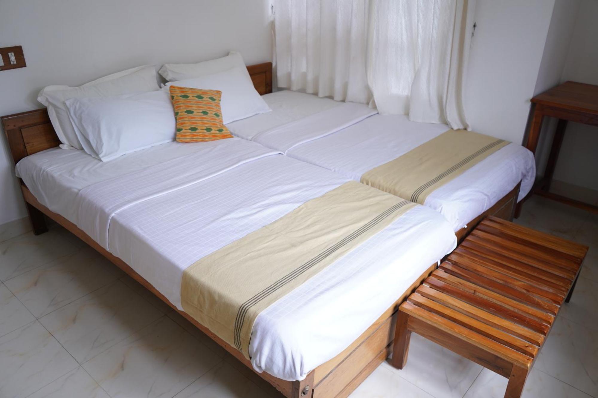 Oriole Homestay Текади Екстериор снимка