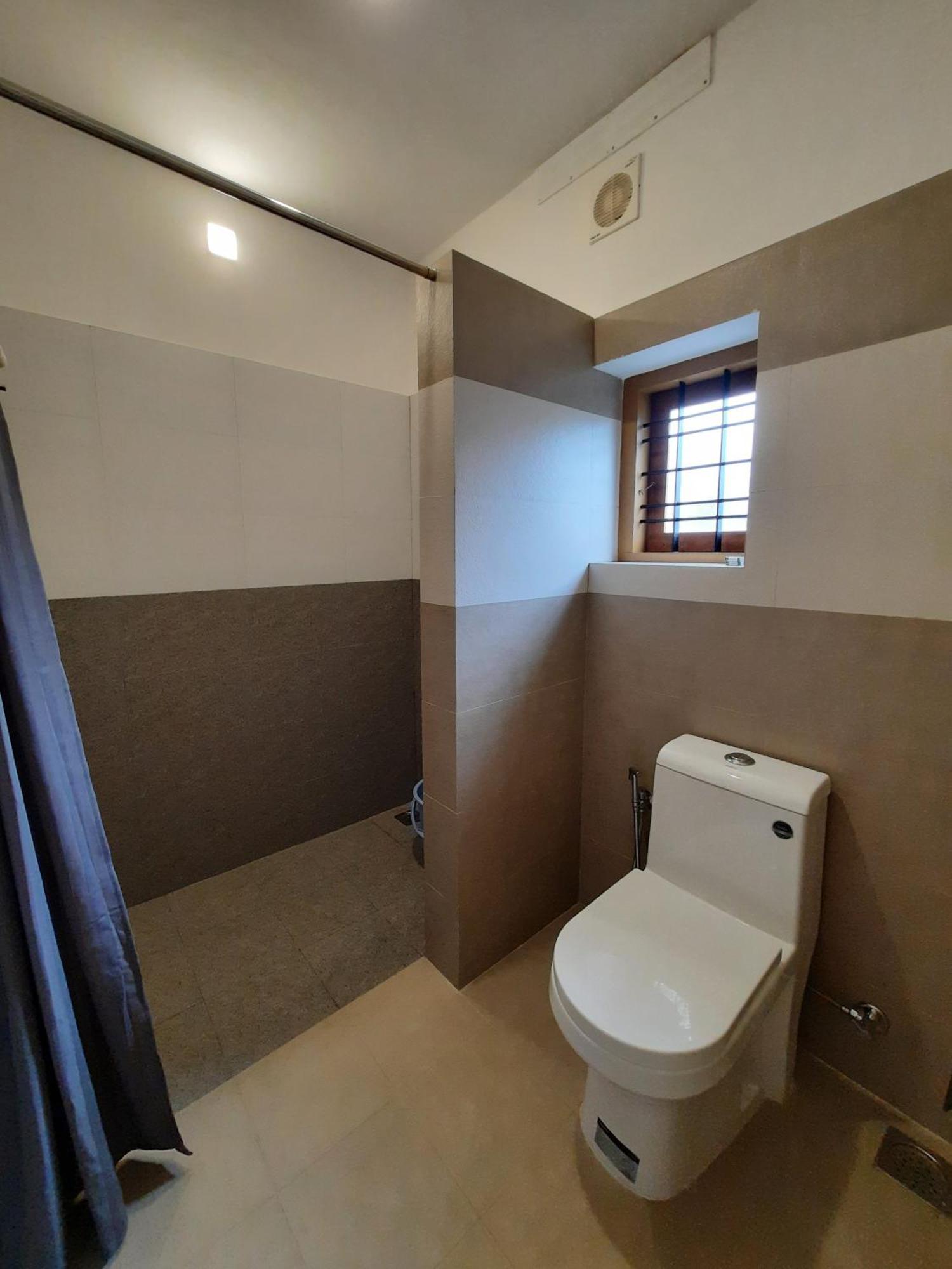 Oriole Homestay Текади Екстериор снимка