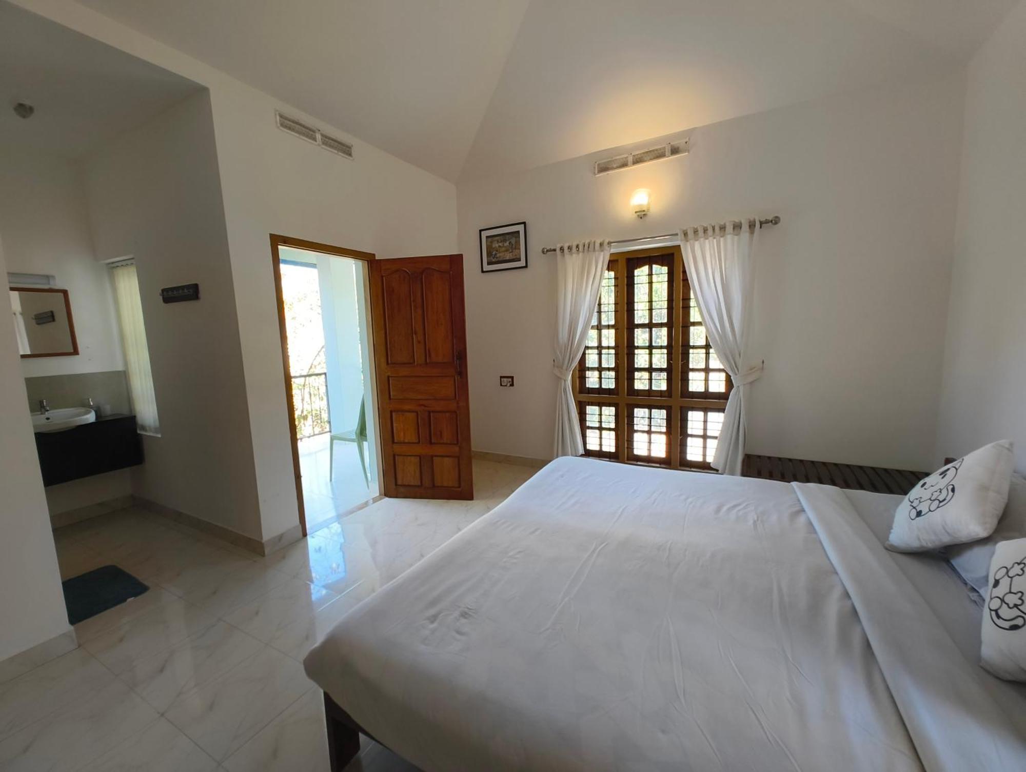 Oriole Homestay Текади Екстериор снимка