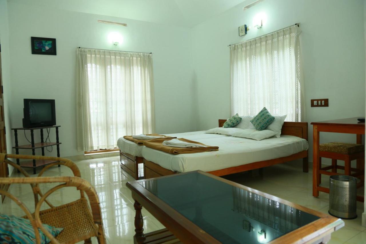 Oriole Homestay Текади Екстериор снимка