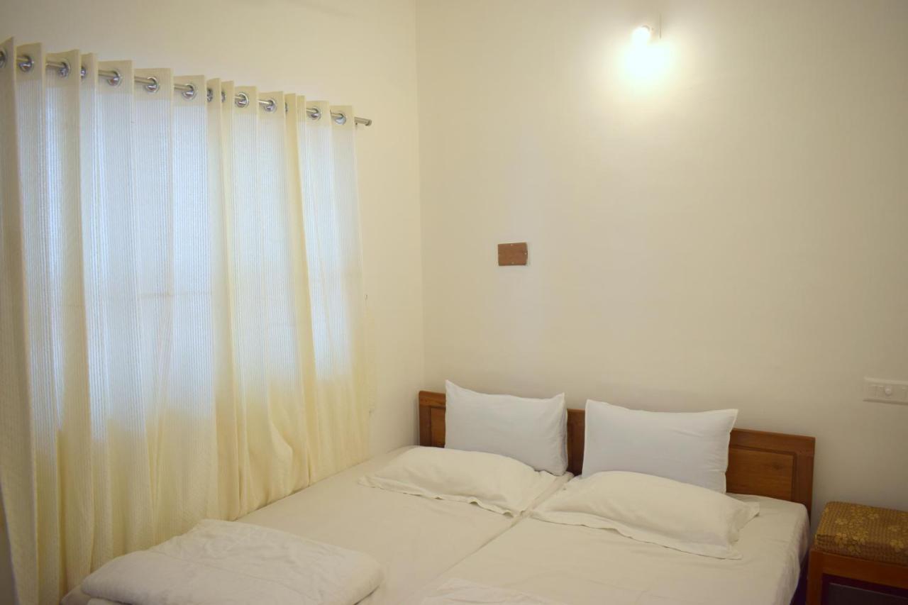 Oriole Homestay Текади Екстериор снимка